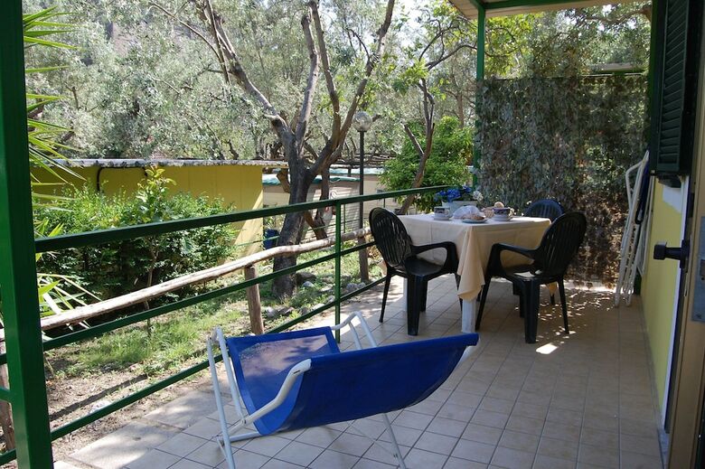 Hotel Marina Del Cantone Chalet
