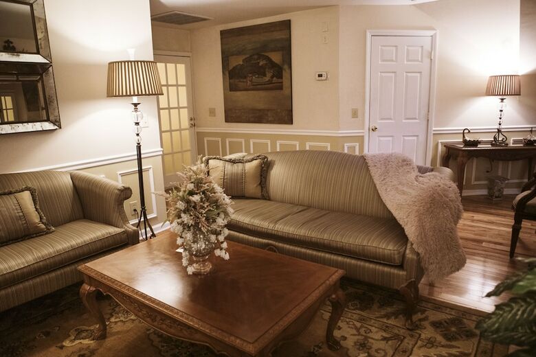 Biltmore Village Inn Bed And Breakfast