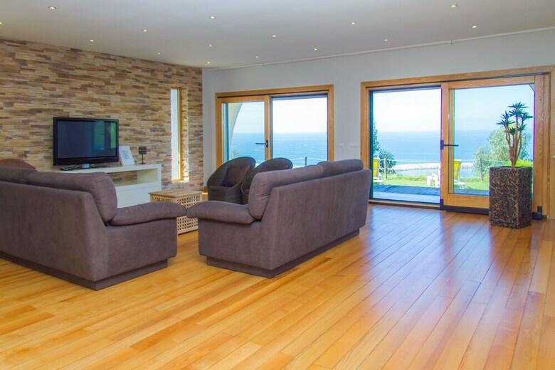 Liiiving In Nazare - Bay View Villas