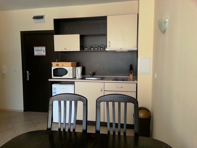 Menada Sunset Beach 4 Apartments
