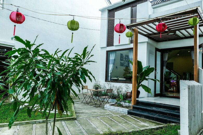 Hotel Seaweed Homestay Hoi An