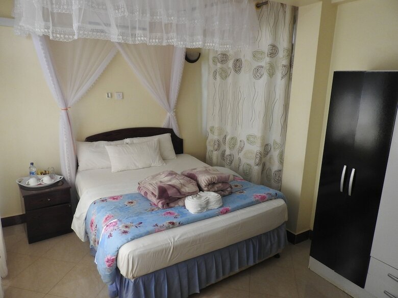 Lenny Hotel