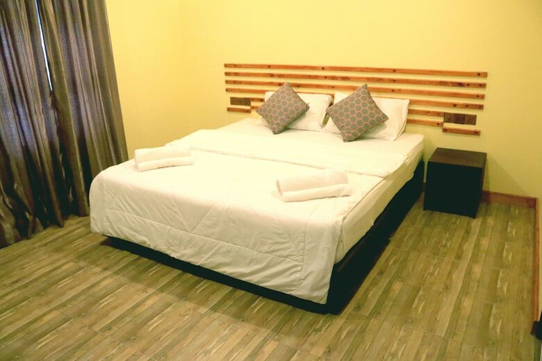 Hotel Crystalline Residence At Rasdhoo Island