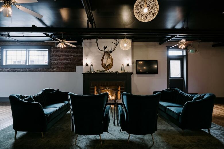 Hood River Hotel