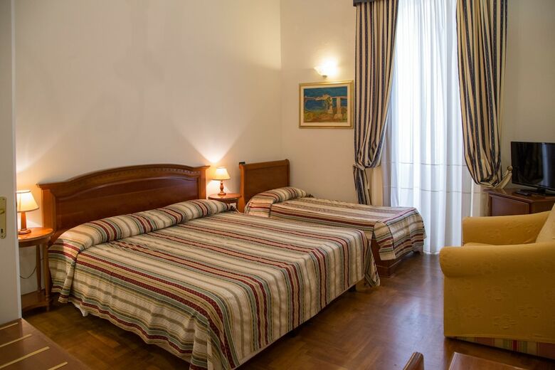 Hotel Acropoli