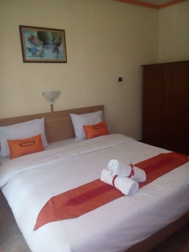 Hotel Simply Homy Pasteur