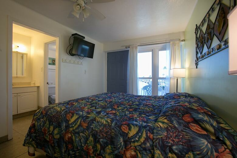 Motel Dolphin Inn Resort