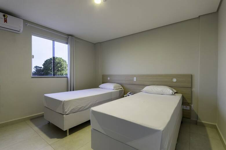 Wr Hotel