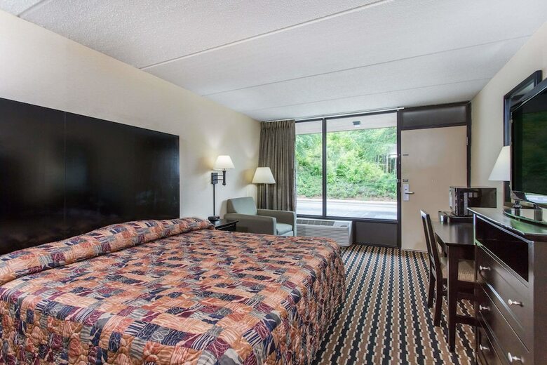 Hotel Days Inn By Wyndham Wilkesboro