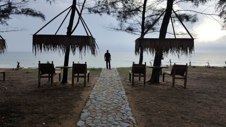 Hotel Al-safina Kijal Beach Resort