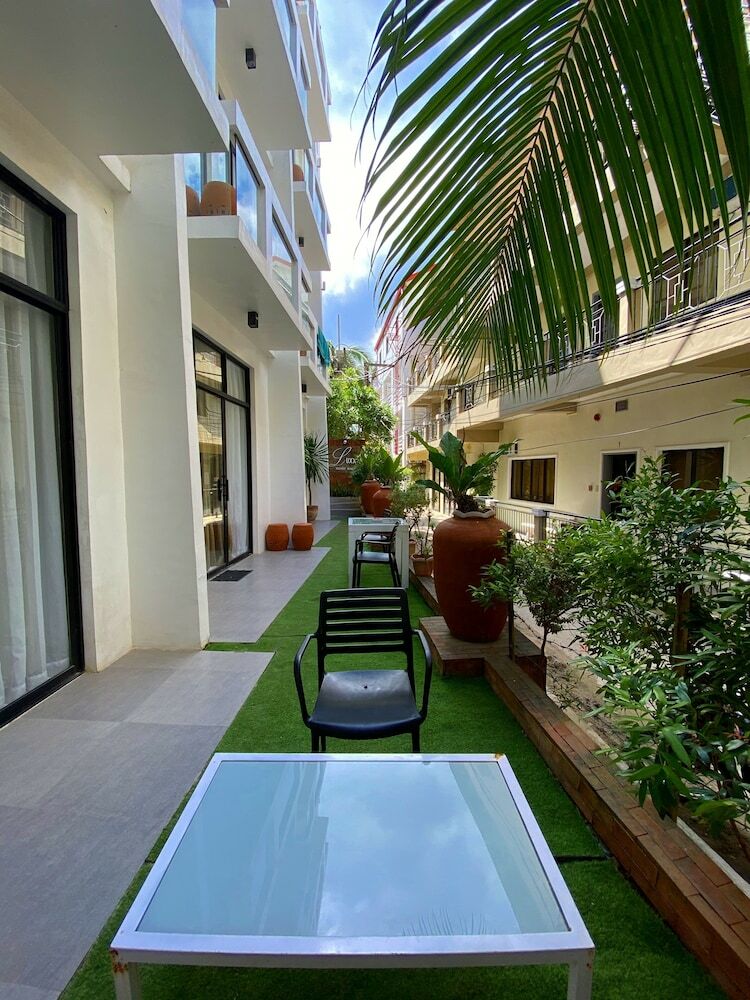 Hotel Luxx Boutique Boracay