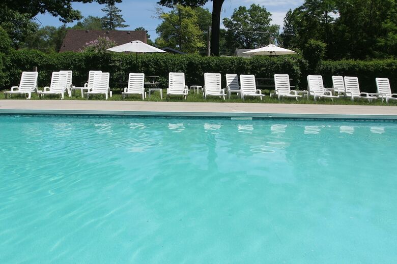 Hotel Saga Resort