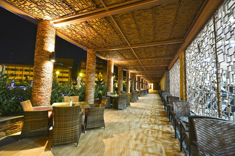 Aparthotel Speke Apartments Wampewo