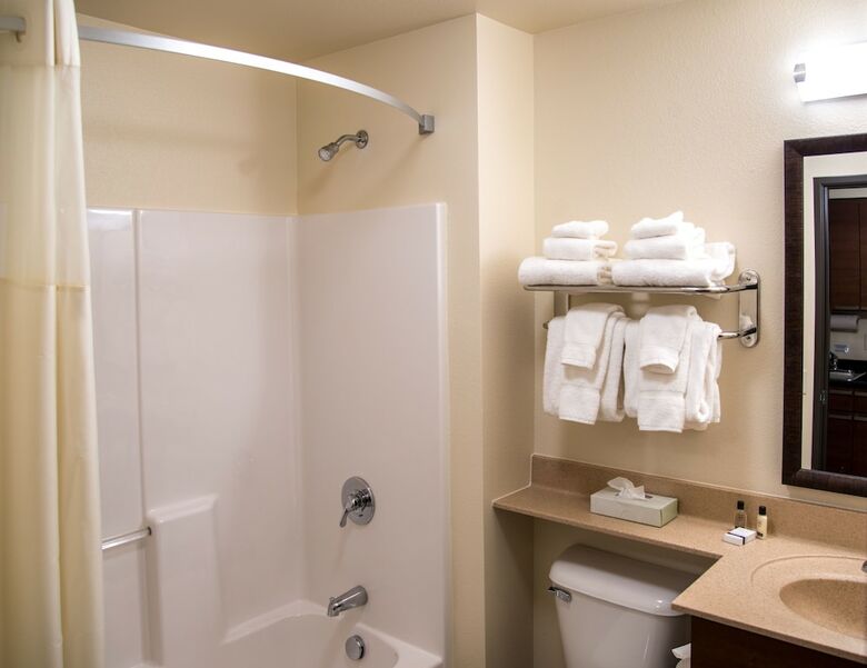 My Place Hotel-boise/meridian, Id