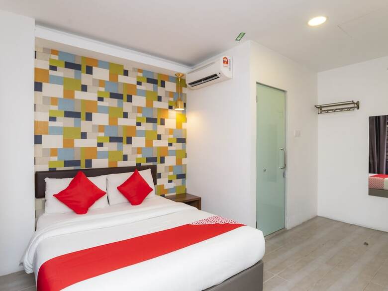 Oyo 89355 Big Big Hotel