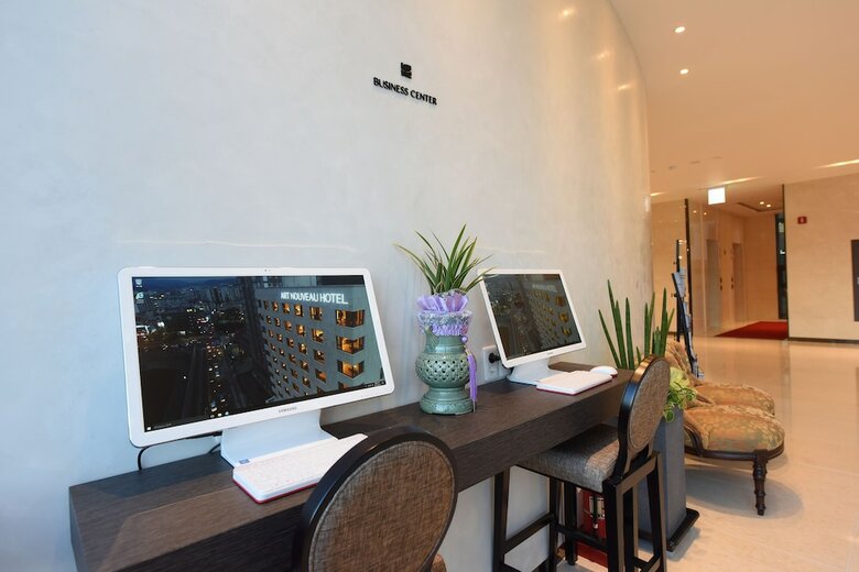 Geoje Art Nouveau Suite Hotel
