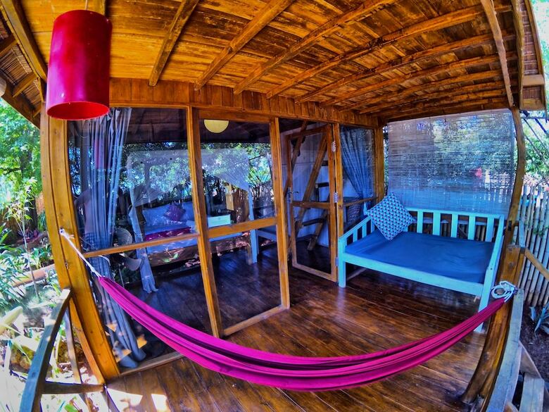 Hotel Cosmos Bungalows