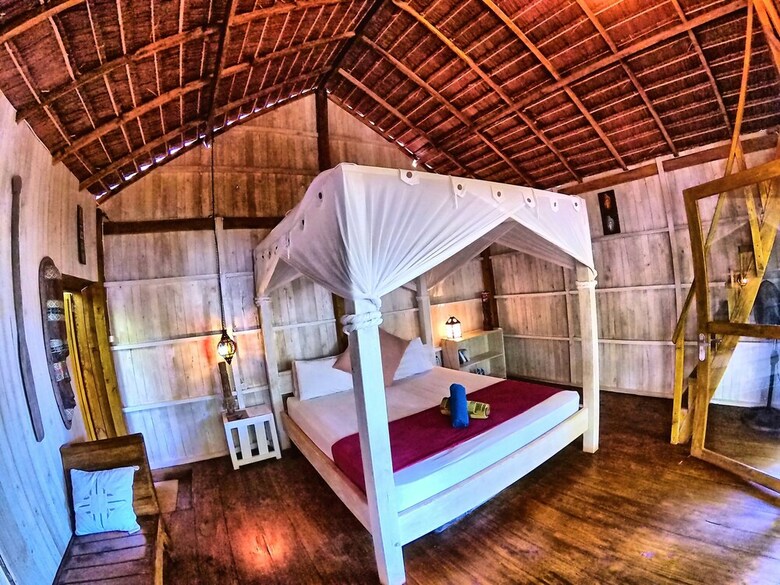Hotel Cosmos Bungalows