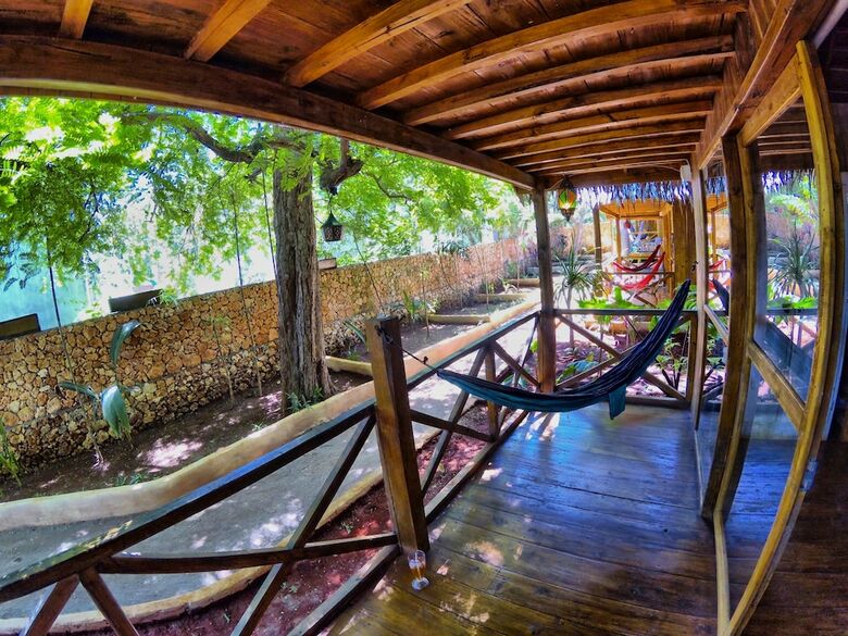 Hotel Cosmos Bungalows