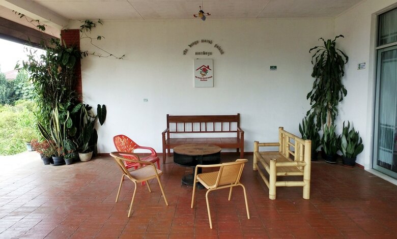 Villa Vila Bunga Merah Gelatik