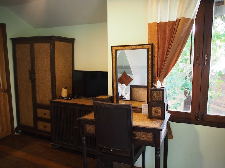 Hotel Lanta Happy Hill Resort