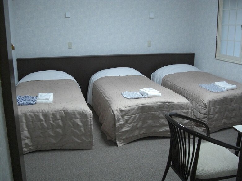 Hotel Akakura Yours Inn