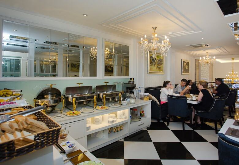 Luxury Old Quarter Hotel
