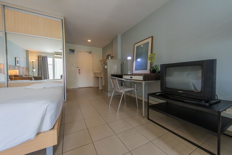 Hotel Sathorn Terrace Apartment