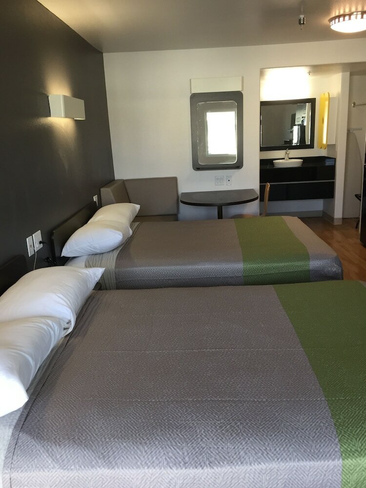 Motel Studio 6 Victorville - Apple Valley