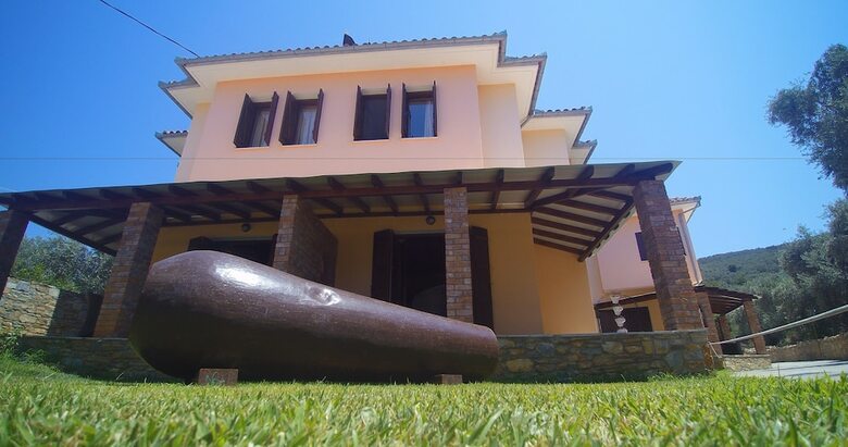 Apartamentos Symmetron Suites