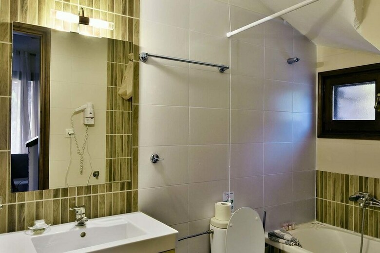 Apartamentos Symmetron Suites
