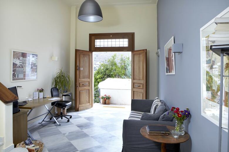 Aparthotel Hydra Hotel
