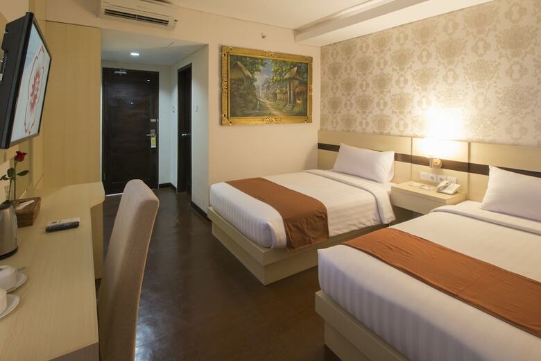 Hotel Grand Puri Saron Yogyakarta