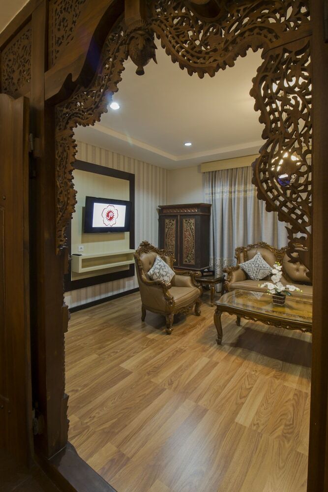 Hotel Grand Puri Saron Yogyakarta