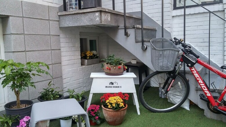 Hotel Neat House