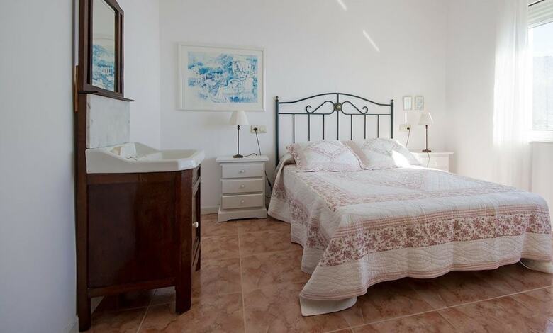 Villa In Dumbria A Coruna 101631 By Mo Rentals