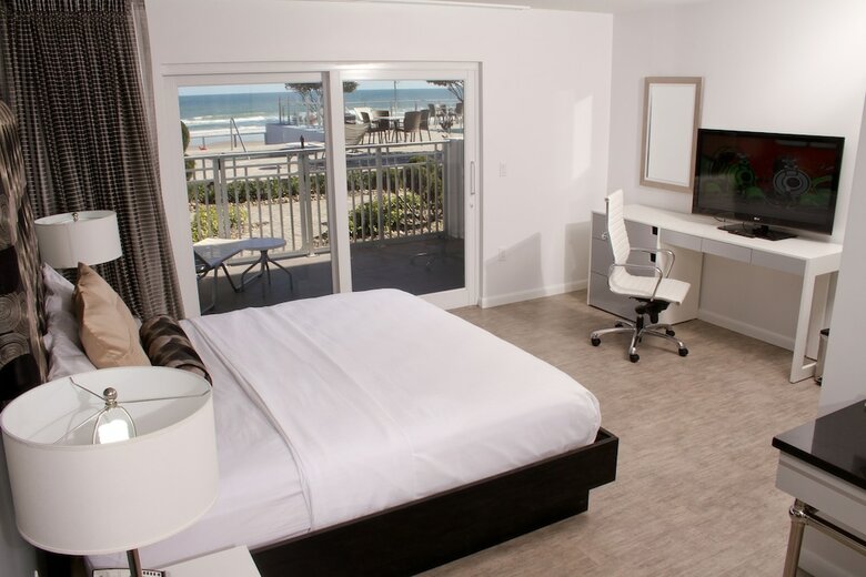 Hotel Lotus Boutique Inn & Suites