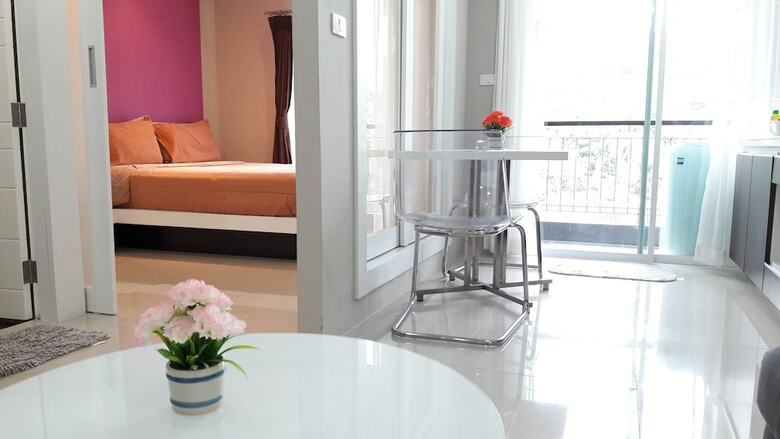 Apartamentos The Scene Condo By The Rich