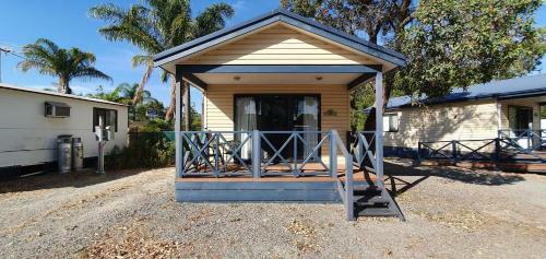 Pinjarra Caravan Park And Cabins