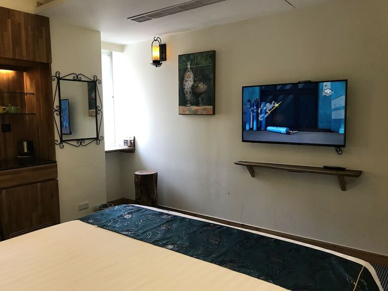 Hotel Amando Inn