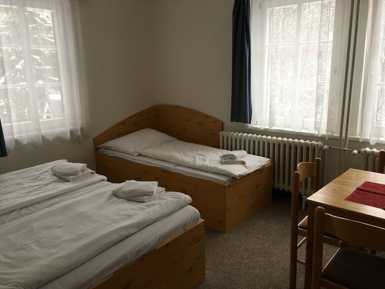 Hotel T?i R??e