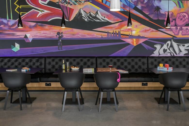 Hotel Moxy Frankfurt Airport
