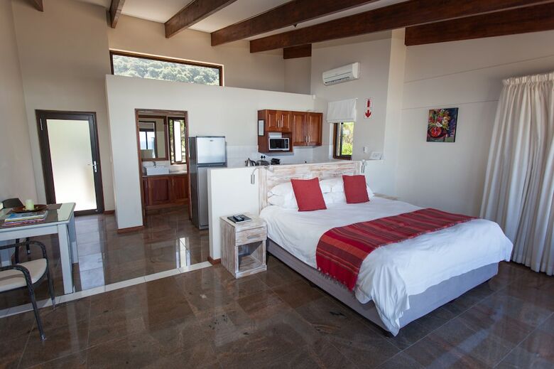 Posada Archrock Resort