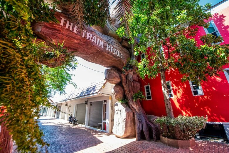 Hotel The Train Resort