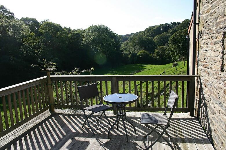 Troedyrhiw Holiday Cottages