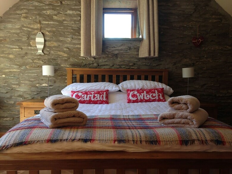 Troedyrhiw Holiday Cottages