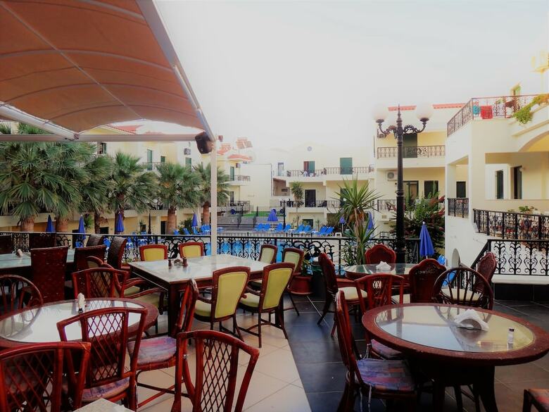 Hotel Diogenis Blue Palace