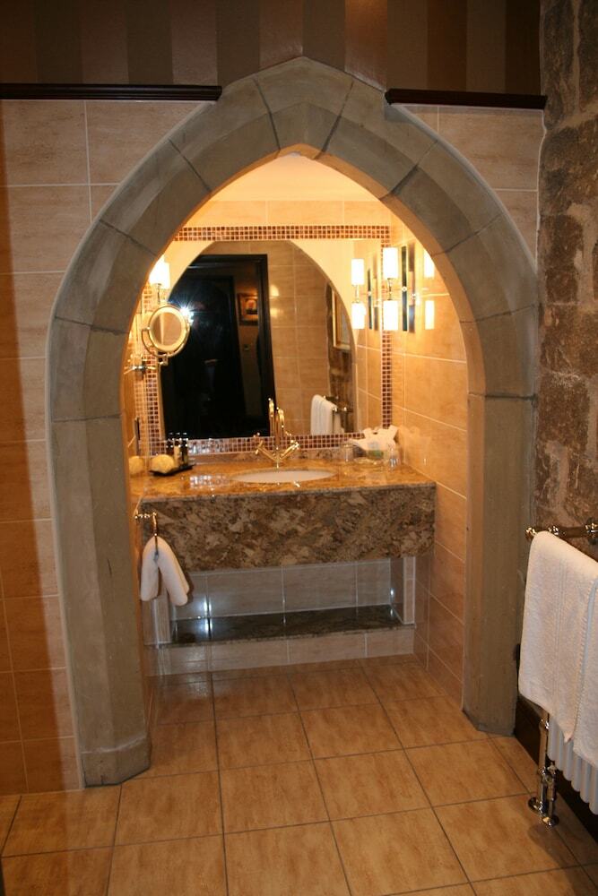 Langley Castle Hotel