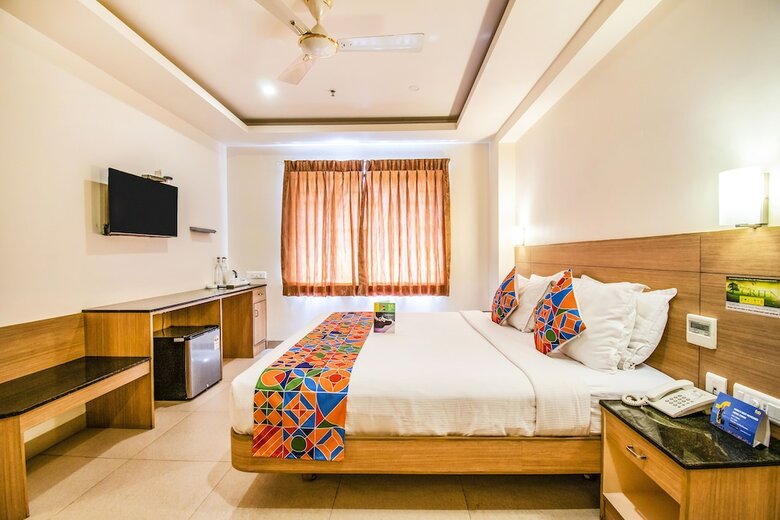Fabhotel Royal Castle Gandhipuram