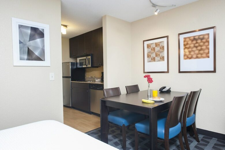 Hotel Towneplace Suites By Marriott - Des Moines Urbandale